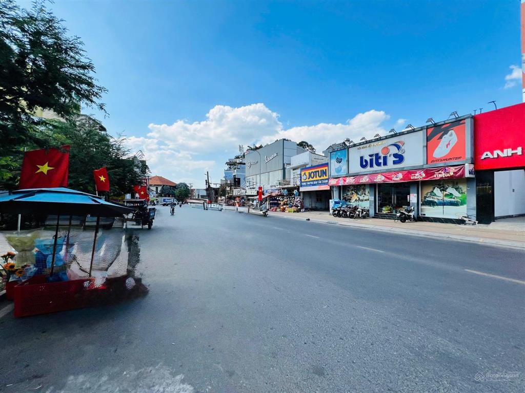 Hàng hiếm! ngang 8m  bán nhà 3 tầng mặt tiền kinh doanh  đường võ văn ngân  thu nhập 400tr/tháng