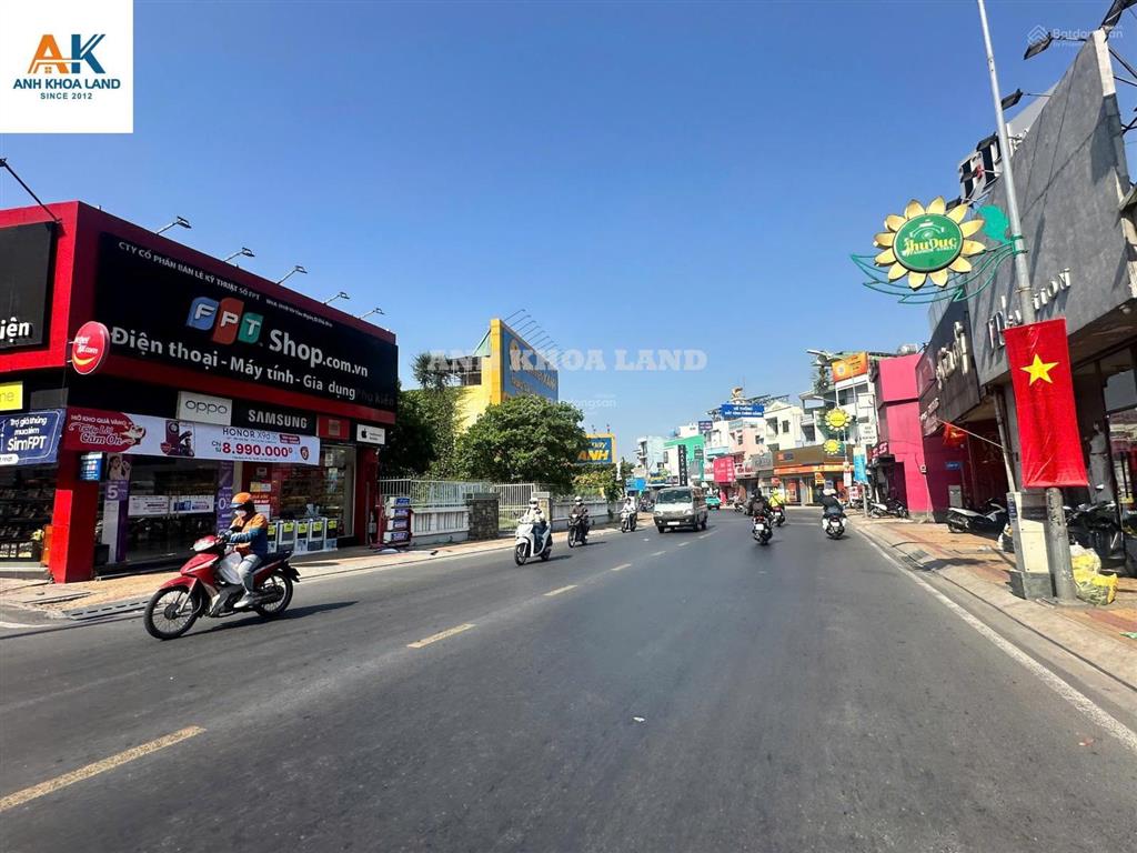 Giảm sốc 31 tỷ còn 21 tỷ bán nhà 1 trệt 1 lầu 1 mặt tiền đường võ văn ngân 85.6m2