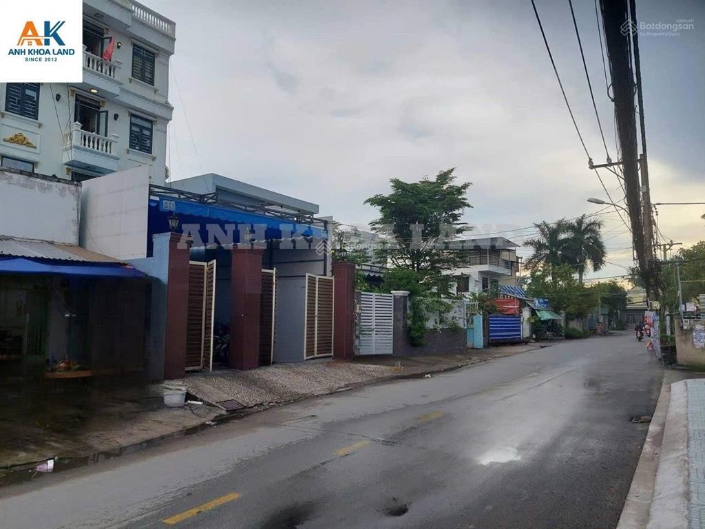 Đất mặt tiền trong khu phát triển đô thị tod  ngay vành đai 2, ga metro  94m2 ngang 5,4m x 18m