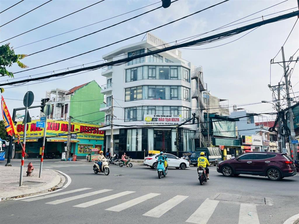 Ngay phố ẩm thực hoàng diệu 2  bán đất khu kinh doanh sầm uất nhất thủ đức  124m2 ngang 4.2mx24m