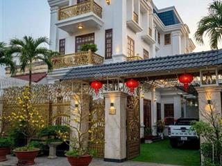 Nợ bank  cần ra gấp biệt thự tâm huyết đường linh trung  đối diện công viên 244m ngang 12m