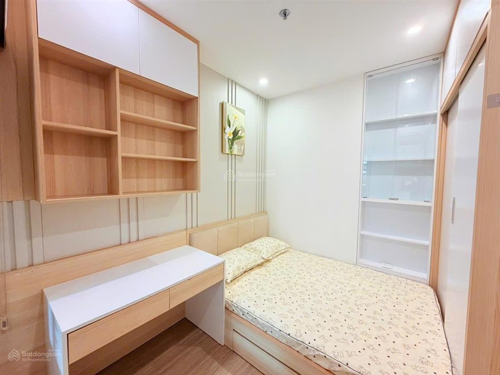 Bán căn hộ 2pn full nội thất tại vinhomes ocean park giá 3,7 tỷ