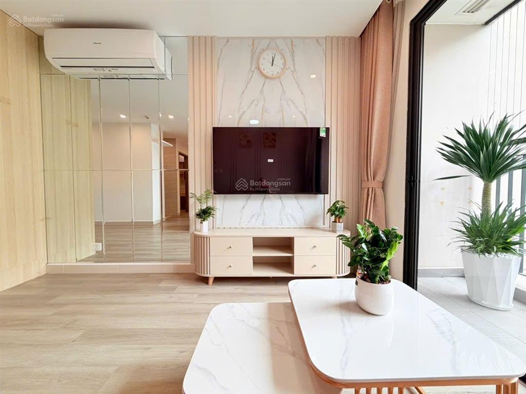 Bán căn hộ 2pn full nội thất tại vinhomes ocean park giá 3,7 tỷ