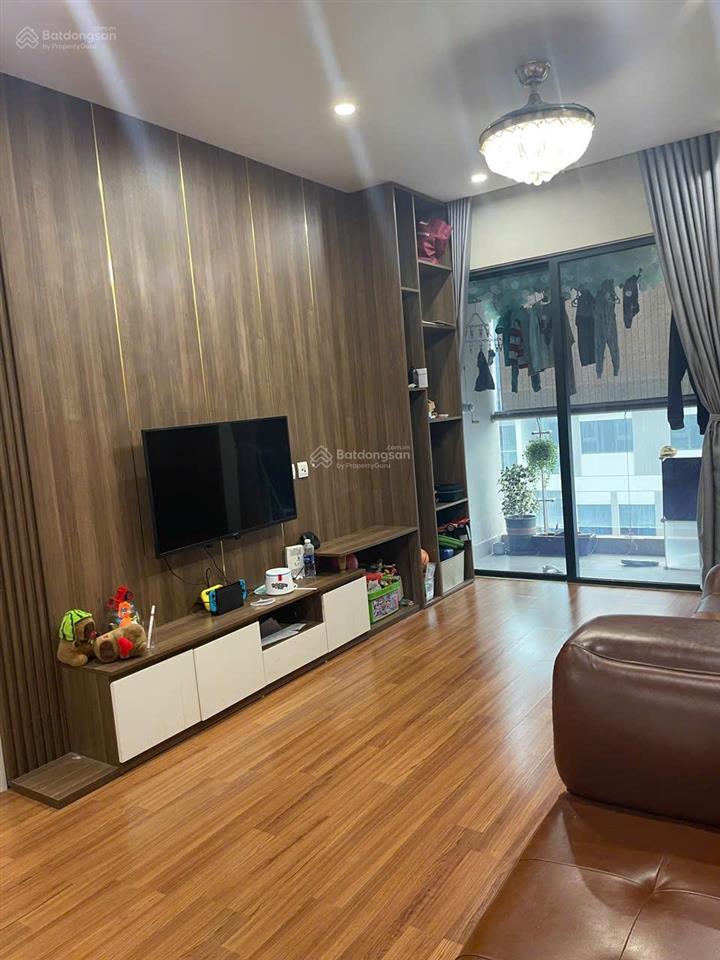 Cc bán gấp ch goldseason 76m2 (2pn + 2wc), b/c đn, để lại full nội thất (máy rửa bát... ), 6,2 tỷ