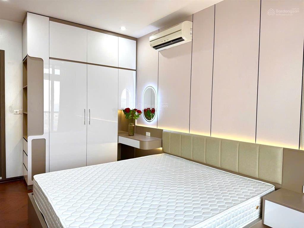 Cc bán gấp ko giá ảo ch 122m(3pn), b/c đn, nội thất mới cao cấp 100%, view đẹp, giá 12,5 tỷ có tl