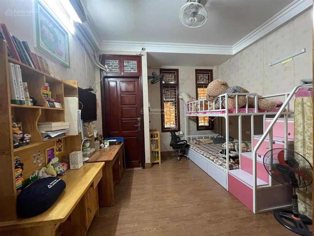 Gia đình cần bán nhà kim giang ngõ ô tô đỗ cửa ở kết hợp kinh doanh rất thuận tiện