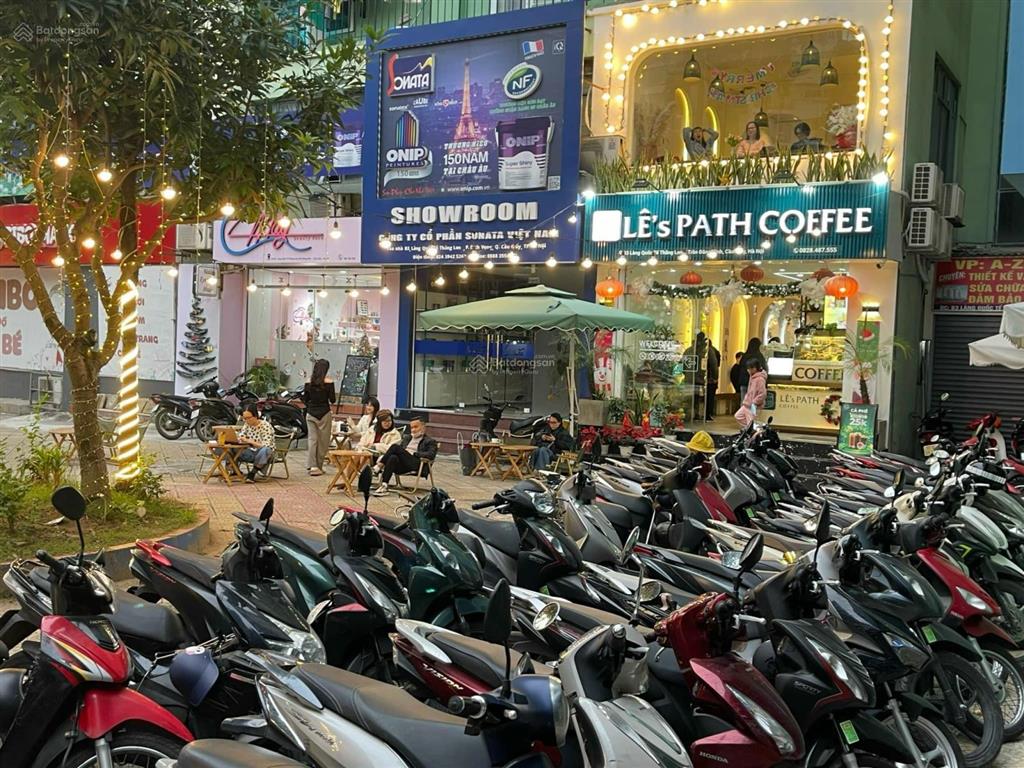 Cho thuê mặt bằng kinh doanh tầng 1 + 2 tòa b3 làng quốc tế thăng long, cầu giấy