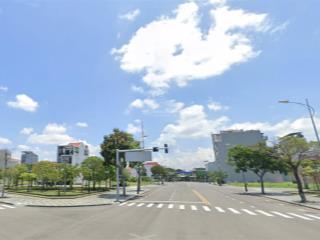 Siêu phẩm 3 mặt tiền view biển phan thiết quỹ đất hiếm 375m²