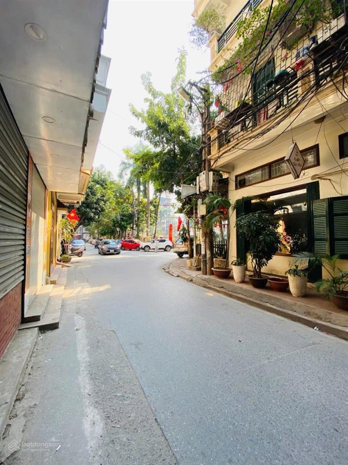 Bán nhà riêng tại gần ngõ 328, hồ tùng mậu, 8 tỷ, 48m2, chính chủ đẹp, nhiều tiện ích