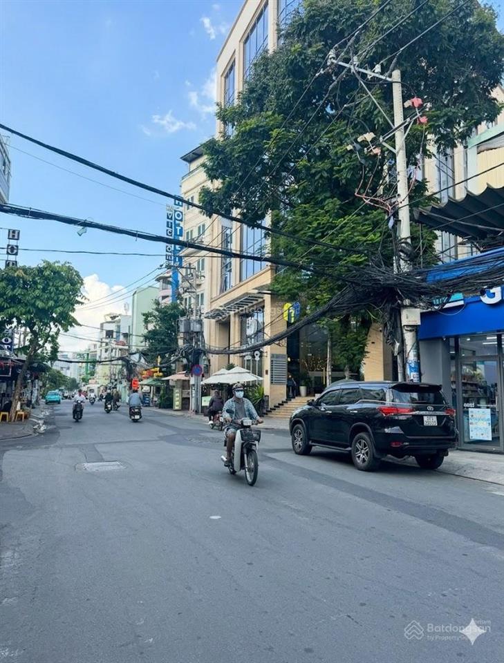Chỉ 245tr/m2 mặt tiền hát giang  lam sơn 10 x 17,5m. gpxd hầm + 7 tầng kt dòng tiền 150tr/th