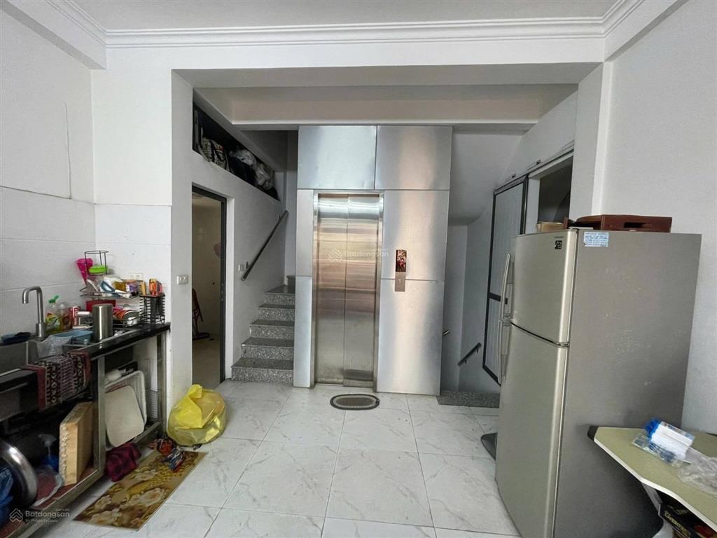 Mặt phố lô góc 5 tầng thang máy phố nguyễn viết xuân