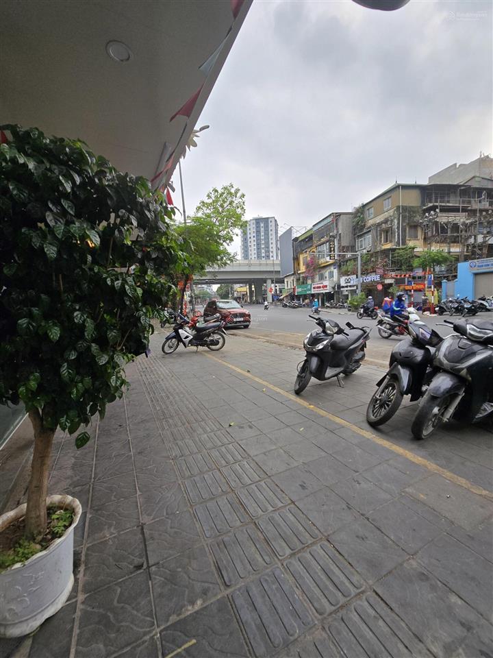 Hàng phát mãi . lô đất vàng khu phố cổ hà nội.