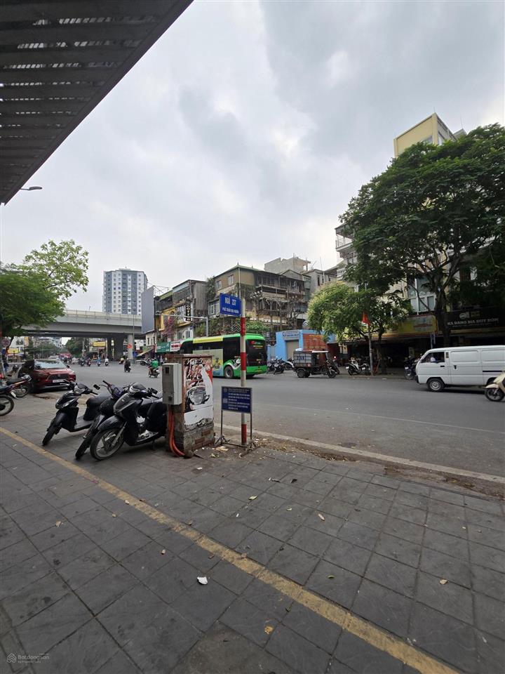 Hàng phát mãi . lô đất vàng khu phố cổ hà nội.