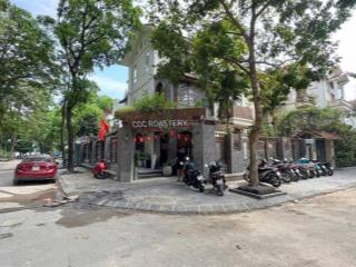Biệt thự mặt phố lô góc quận hoàng mai