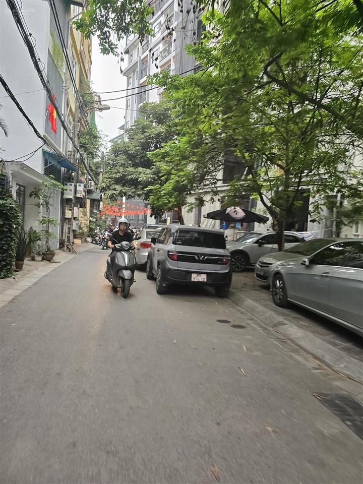 Nhà đẹp khu phân lô liền kề tây nam linh đàm