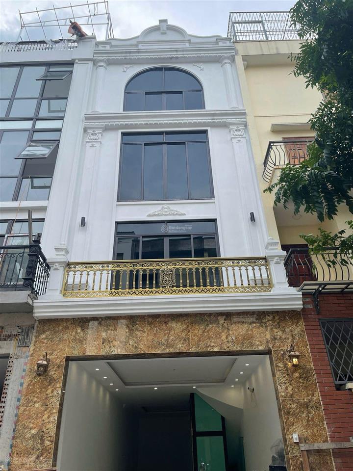 Nhà đẹp khu phân lô liền kề tây nam linh đàm