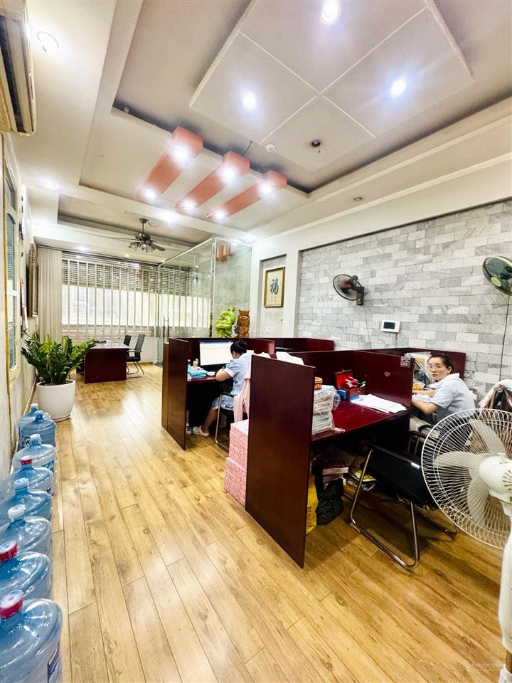 Hiếm có khó tìm mặt phố kinh doanh giá như nhà trong ngõ sổ đỏ lại giử bank