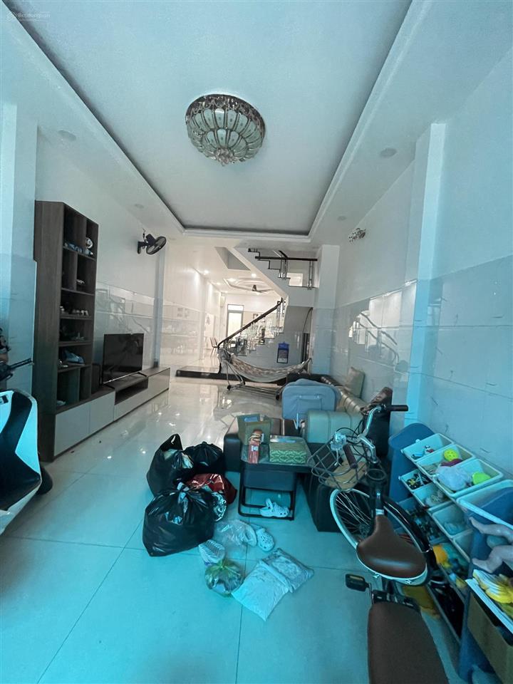 Bán nr tại 98 đường 23, bình phú, 15 tỷ vnd, 83m2, 4pn, 5wc, pháp lý đầy đủ, giá ưu đãi