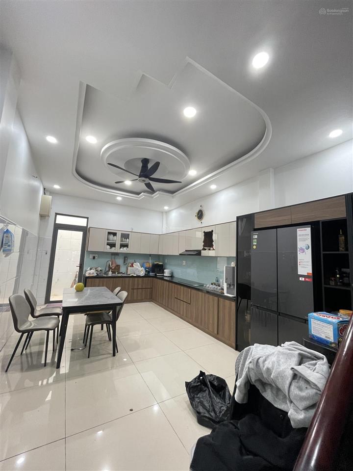 Bán nr tại 98 đường 23, bình phú, 15 tỷ vnd, 83m2, 4pn, 5wc, pháp lý đầy đủ, giá ưu đãi