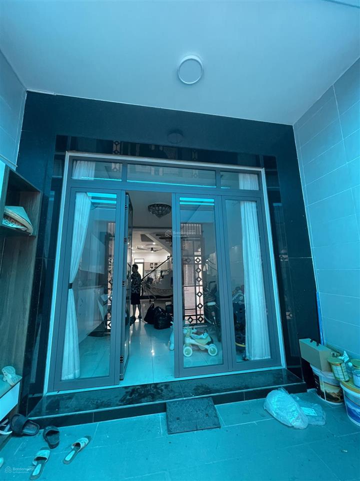 Bán nr tại 98 đường 23, bình phú, 15 tỷ vnd, 83m2, 4pn, 5wc, pháp lý đầy đủ, giá ưu đãi