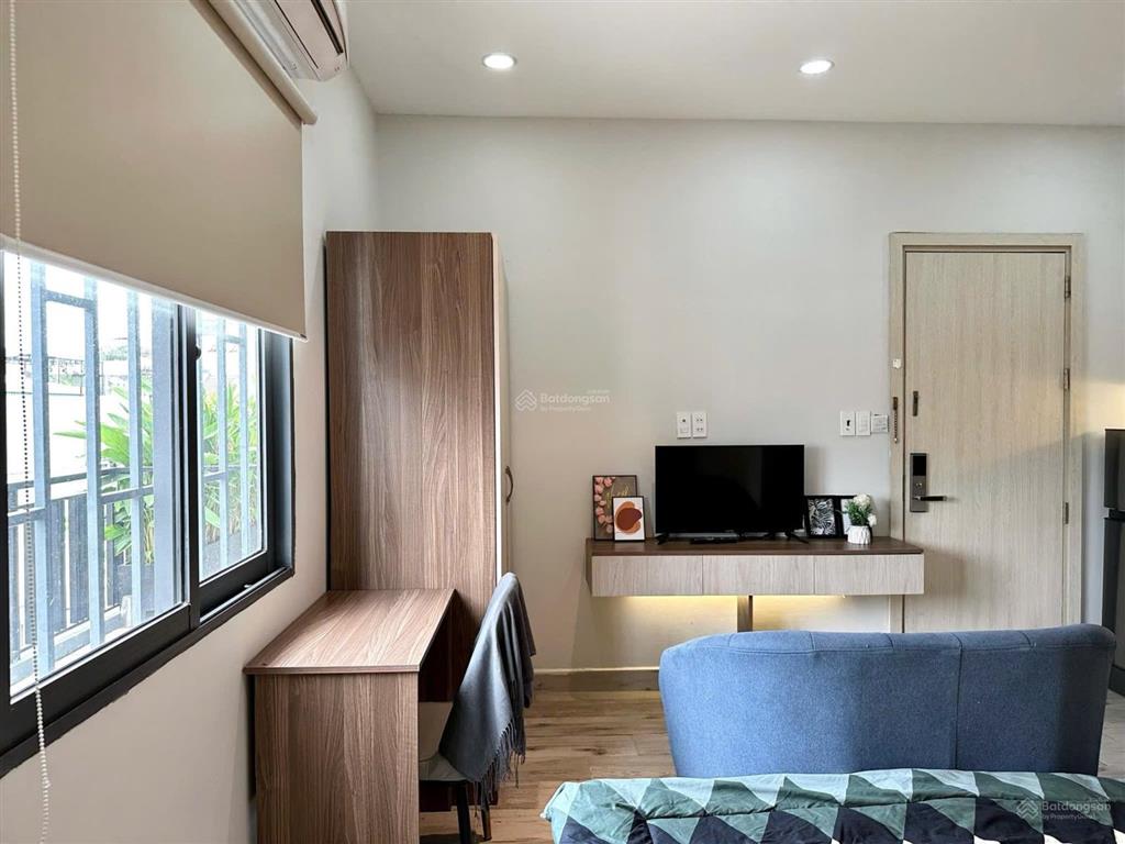 Căn hộ mini ngay nguyễn gia trí d2 khu ăn uống gần ga metro tân cảng