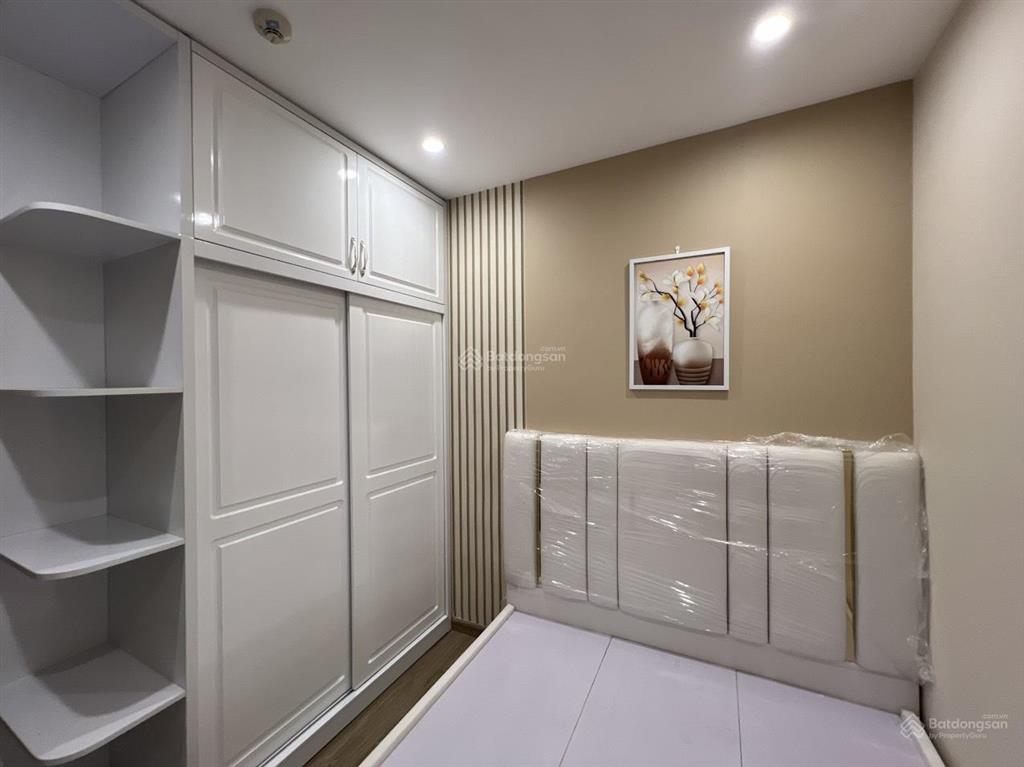 Chủ nhà cần bán nhanh siêu phẩm 2pn  1wc ban công đông nam, nội thất siêu đẹp giá chỉ 3.1x tỷ
