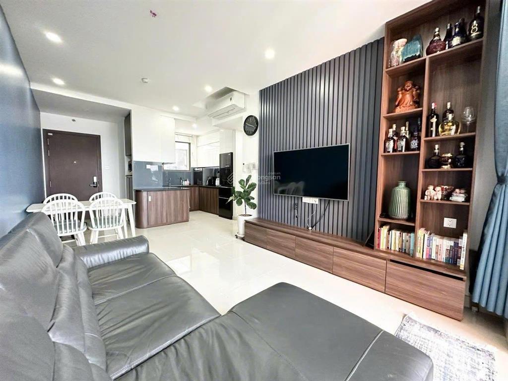 Bán căn hộ the sun avenue 2pn+1 79m2 full nội thất, view đẹp, giá 8 tỷ 300 triệu  bao thuế phí