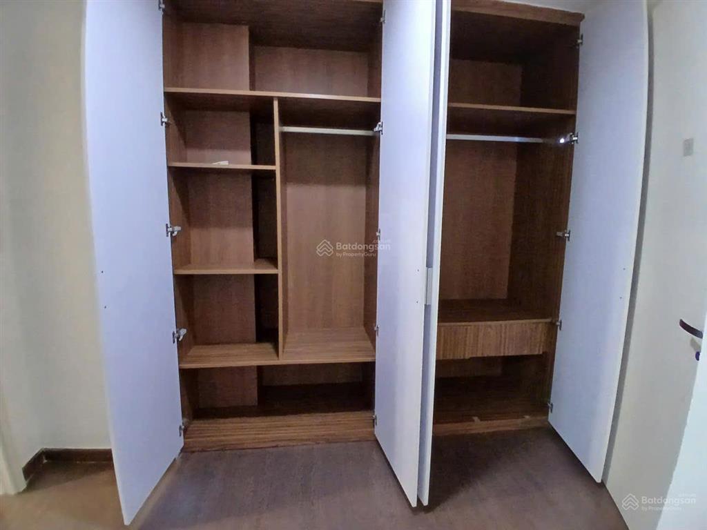 Cho thuê căn hộ vista verde 3 phòng ngủ, 136m2, full nội thất, giá 33 triệu