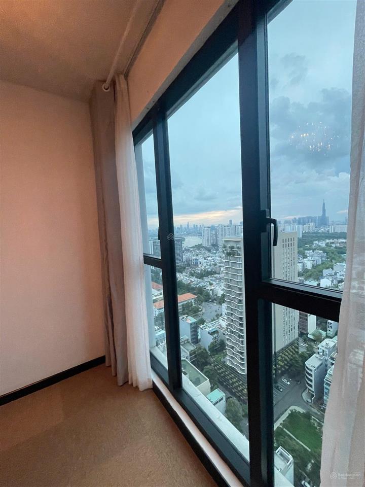 Cho thuê căn hộ feliz en vista 3 phòng ngủ 107m2, nội thất cơ bản, giá 32 triệu