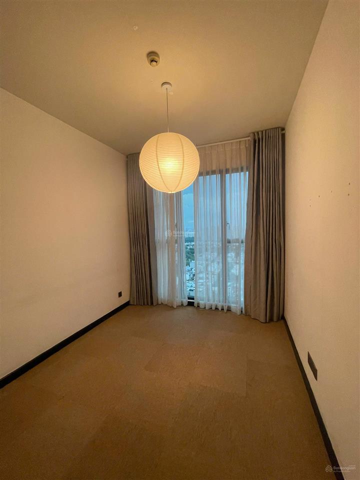 Cho thuê căn hộ feliz en vista 3 phòng ngủ 107m2, nội thất cơ bản, giá 32 triệu