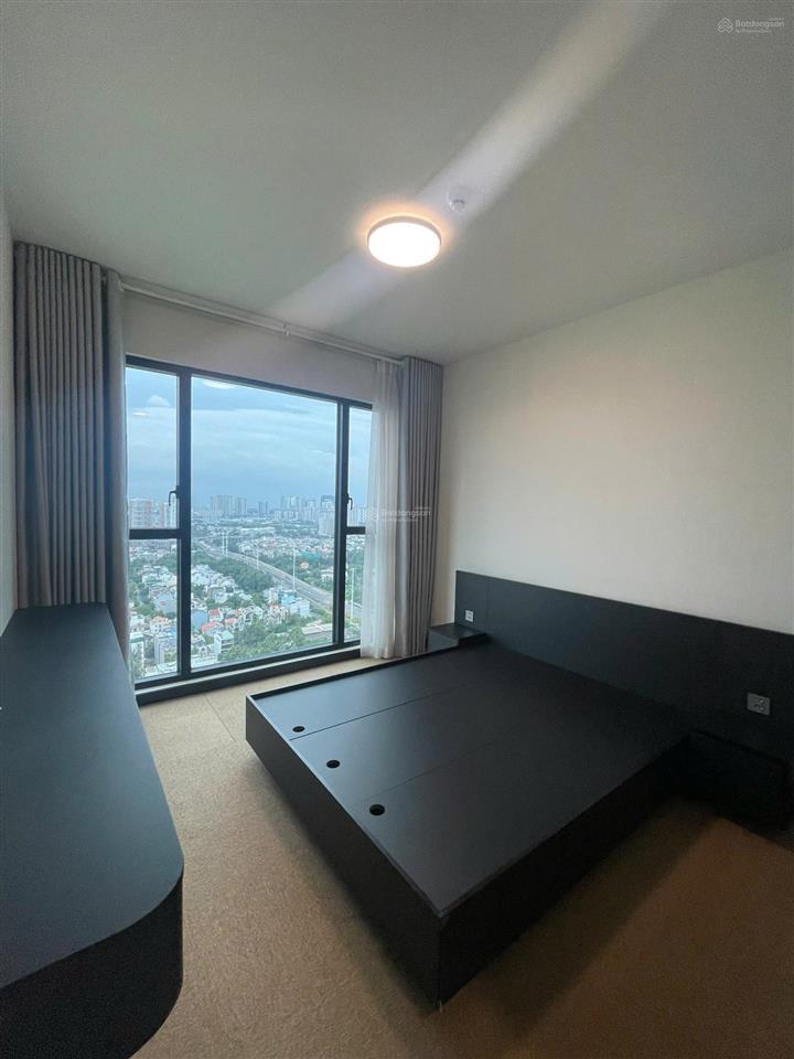 Cho thuê căn hộ feliz en vista 3 phòng ngủ 107m2, nội thất cơ bản, giá 32 triệu