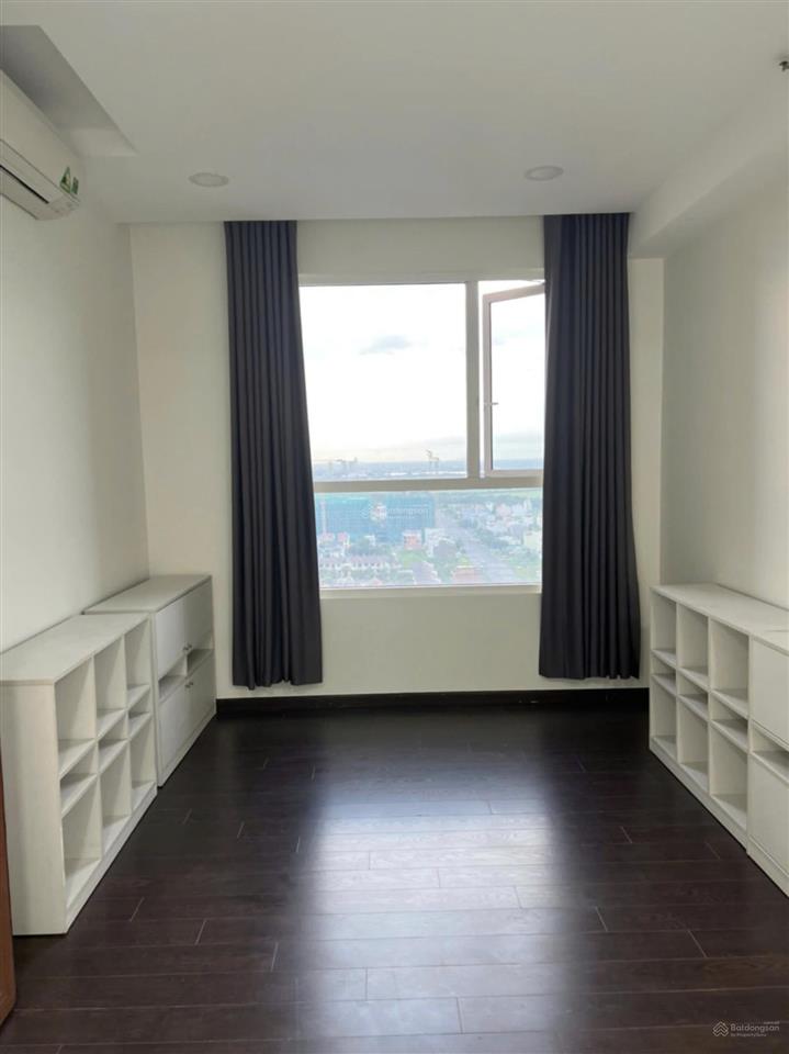 Cho thuê duplex vista verde 4 phòng ngủ  216m2  full nội thất