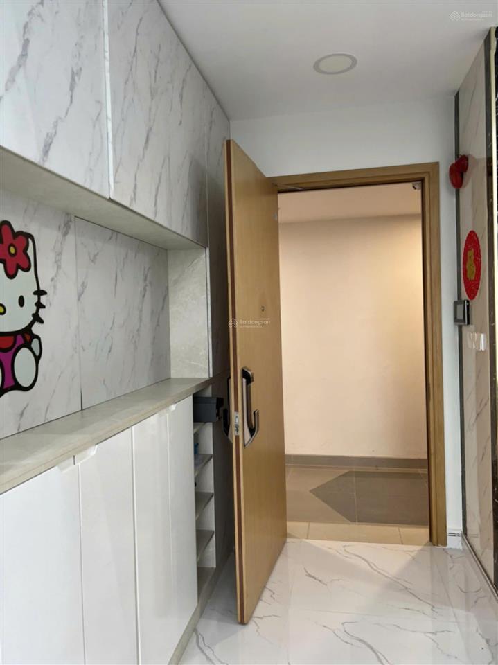 Cho thuê duplex vista verde 4 phòng ngủ  216m2  full nội thất