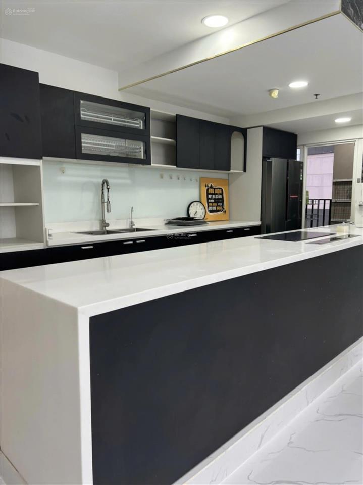 Cho thuê duplex vista verde 4 phòng ngủ  216m2  full nội thất