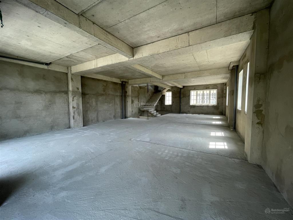 Shophouse đinh thị thi dòng tiền 90tr/tháng giá 83 tỷ sổ hồng sẵn