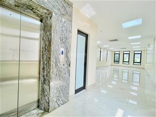 Cho thuê văn phòng văn quán  hà đông 100m2 18tr oto xe máy đỗ free lô góc thoáng trước sau