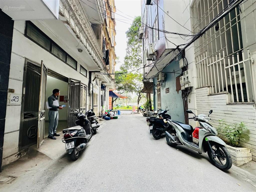 Giảm 2 tỷ  chỉ còn 23 tỷ  khuất duy tiến  65m,mt 5,5m  5 tầng dân xây  gara  ngõ thông ô tô .