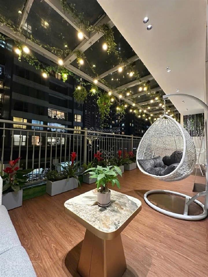 Bán căn chung cư tòa park hill, times city, dt 100 m2, full nội thất, nhà đẹp, ở ngay!