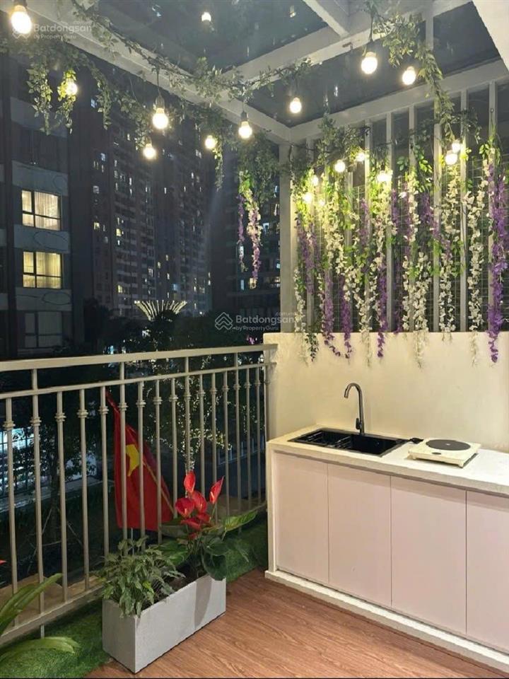 Bán căn chung cư tòa park hill, times city, dt 100 m2, full nội thất, nhà đẹp, ở ngay!