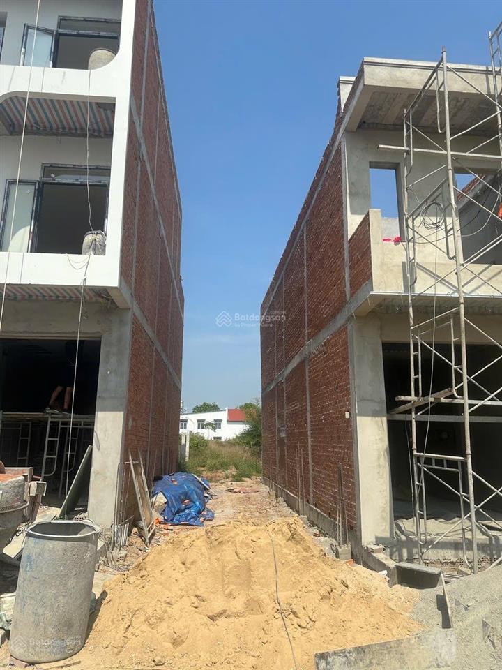 Bán nhà riêng tại hồ văn cống, tương bình hiệp, thủ dầu một, giá siêu hời, 120m2