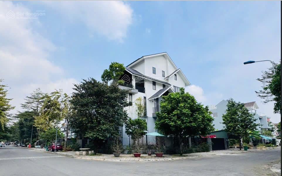 Siêu phẩm biệt thự căn góc 2 mt diệp minh tuyền,hđt 70tr/tháng,300m2
