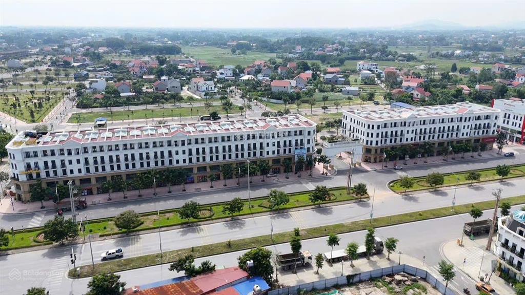 Chính chủ bán lô đất nền tại kđt yên bình, ngay sát siêu thị go!