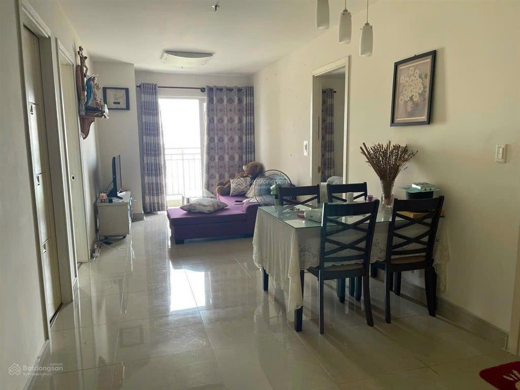 Bán nhanh charm plaza 2pn1wc diện tích 72m², giá 2,1 tỷ, nhà sẵn sổ sẵn vào ở ngay.