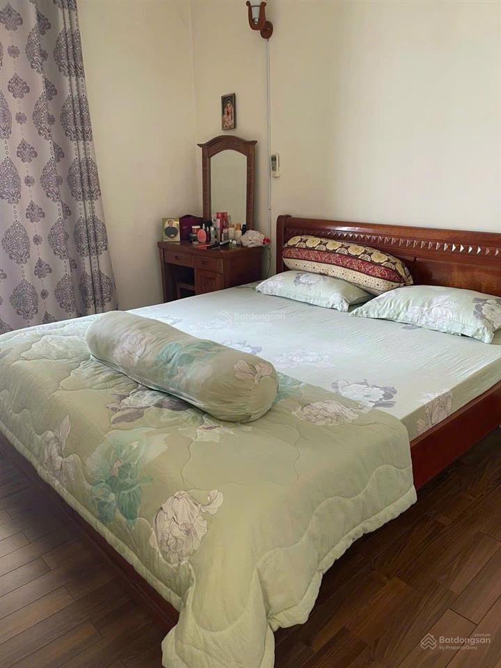 Bán nhanh charm plaza 2pn1wc diện tích 72m², giá 2,1 tỷ, nhà sẵn sổ sẵn vào ở ngay.