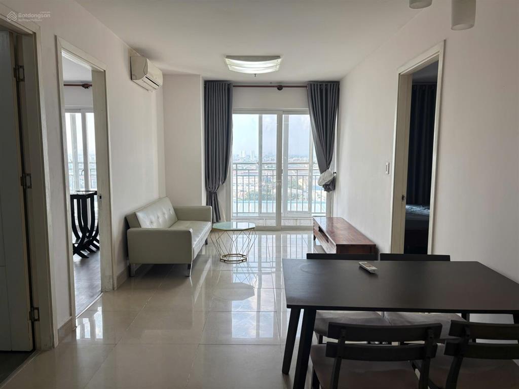 Bán nhanh charmplaza 3pn2wc giá 2,35 tỷ, nhà sẵn dọn vào ở luôn. gần ngã tư 550 vincom plaza dĩ an
