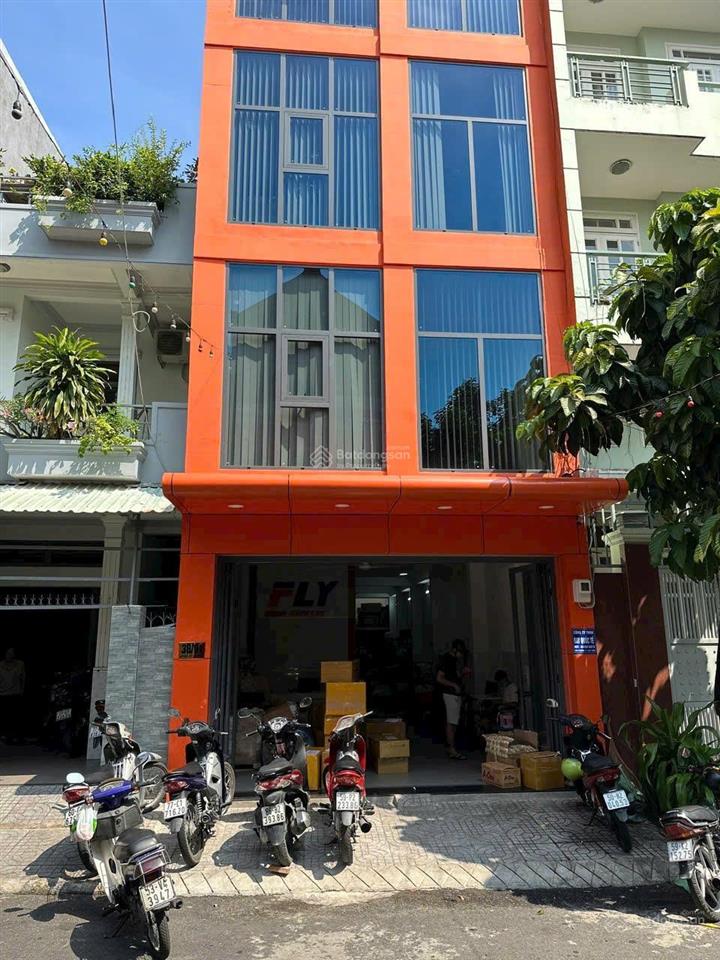 Nhà lê thị hồng phường gò vấp 5,1m x 18m 5 tầng đường xe tải chỉ 15 tỷ