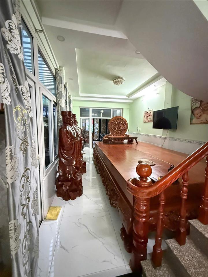 Bán nhà khu biệt tự làng hoa đường nguyễn văn khối ( đường số 10 )p. thông tây hội 5x17m cn 85m2