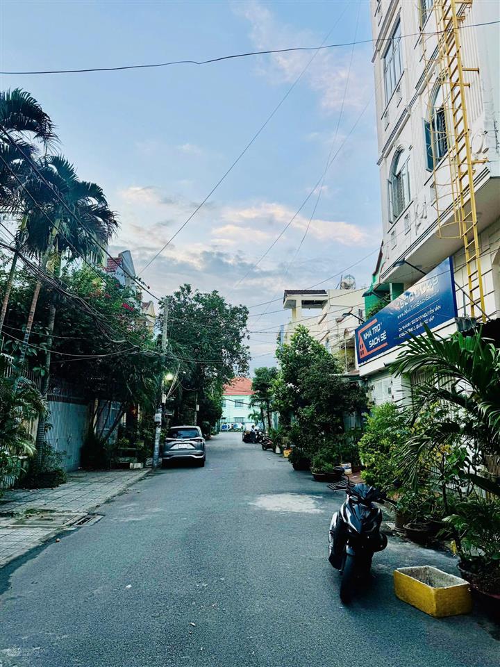 Bán nhà khu biệt tự làng hoa đường nguyễn văn khối ( đường số 10 )p. thông tây hội 5x17m cn 85m2