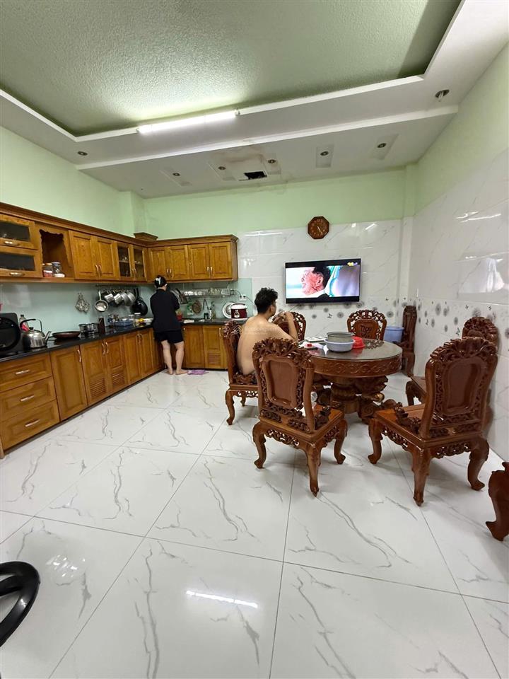 Bán nhà khu biệt tự làng hoa đường nguyễn văn khối ( đường số 10 )p. thông tây hội 5x17m cn 85m2