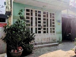 Cơ hội đầu tư phân lô nhà cũ cấp 4 lâu đời đường số 18 phường 8gò vấp dt 11mx17m cn 187m2.